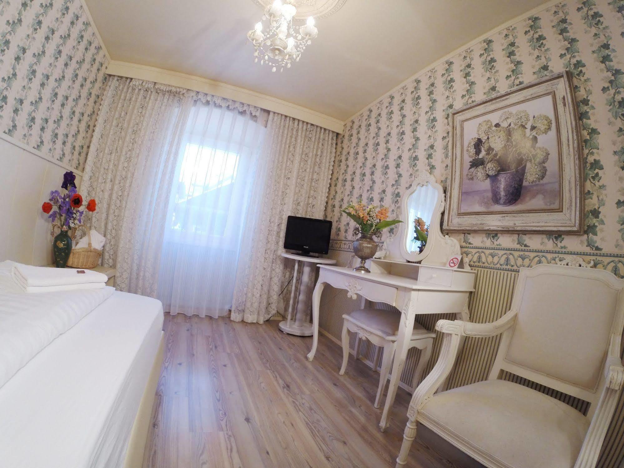 Post Victoria Hotel 3*