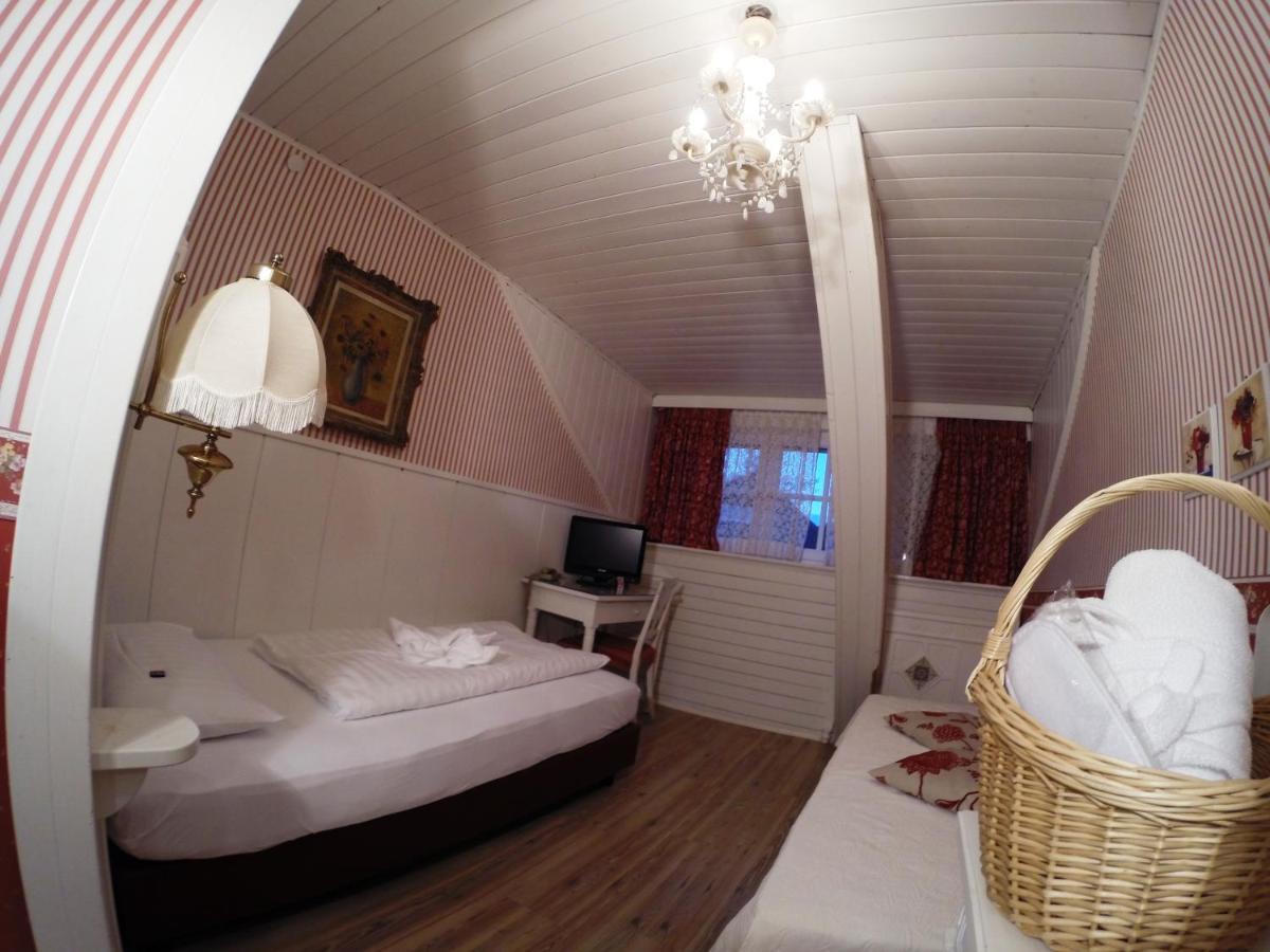 Hotel Post Victoria 3*
